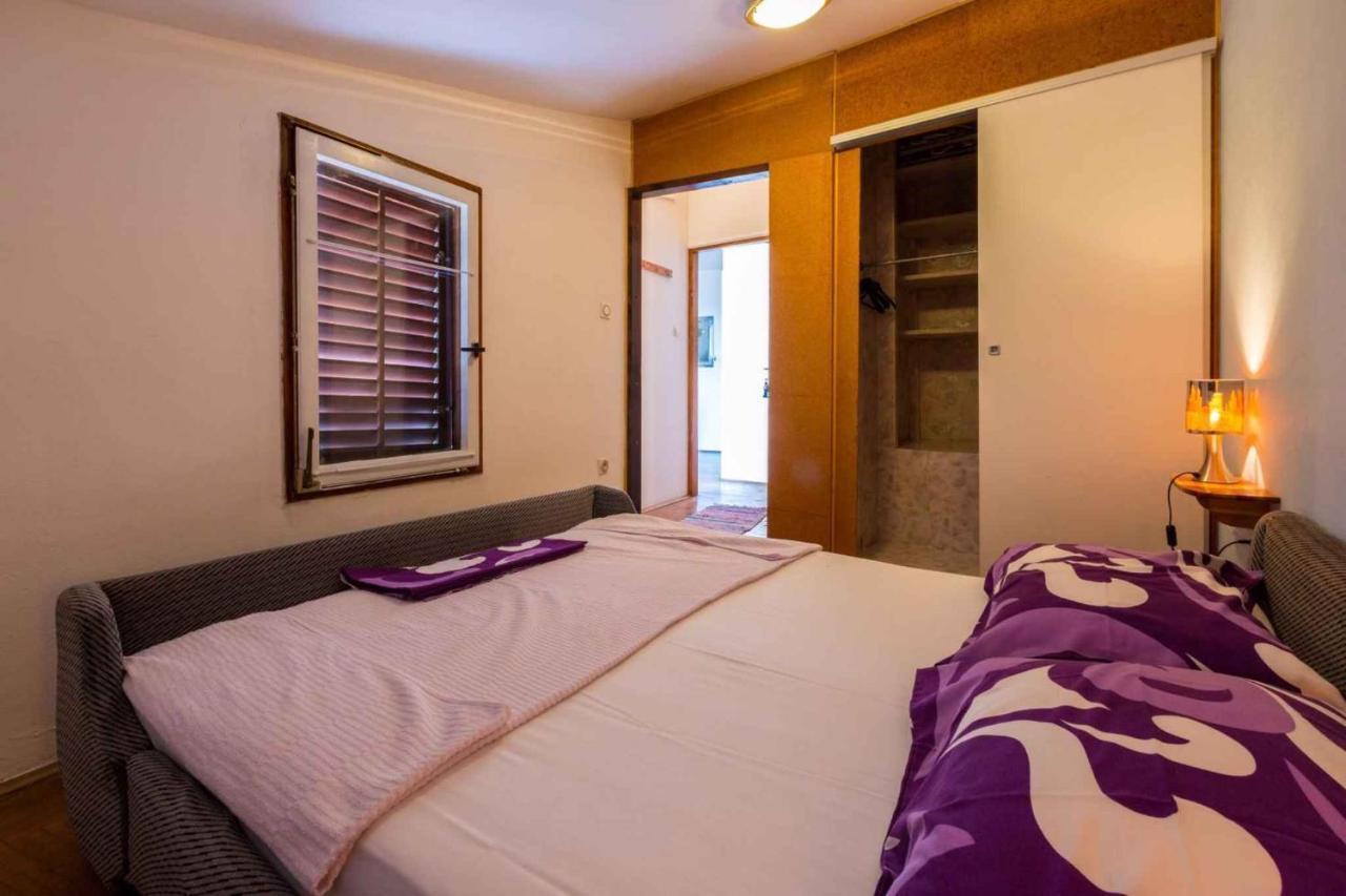 Apartment In Crikvenica 5600 ภายนอก รูปภาพ