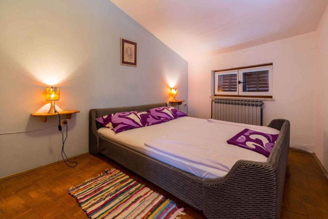 Apartment In Crikvenica 5600 ภายนอก รูปภาพ